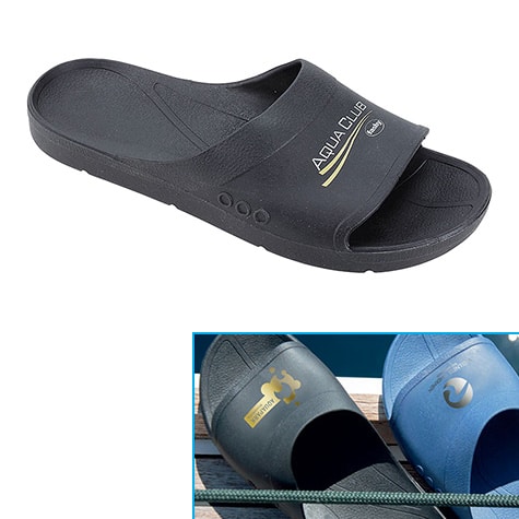 Sandalias y chanclas piscina